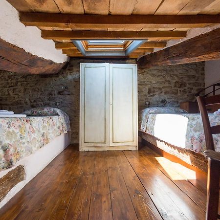 Appartamenti Turistici Vicolo S. Chiara Sassoferrato Exteriér fotografie