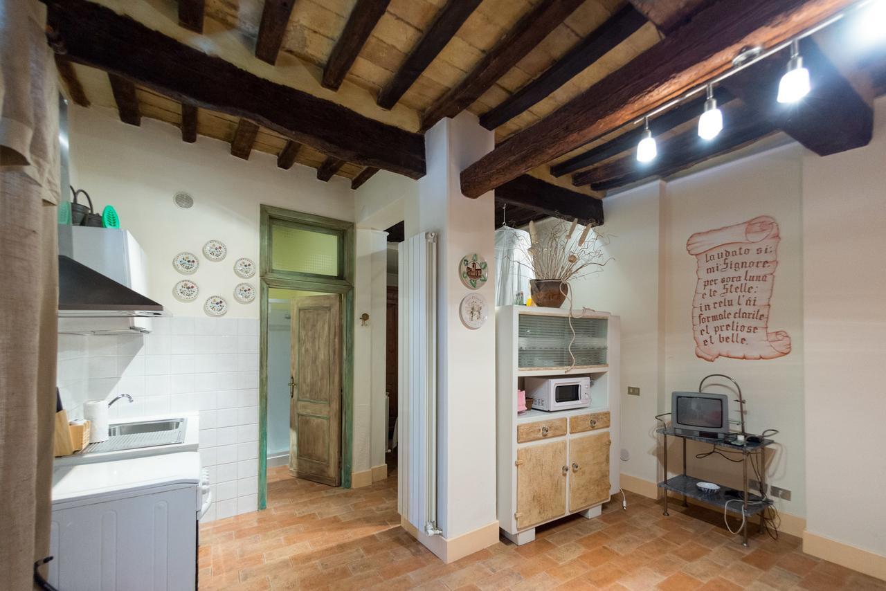 Appartamenti Turistici Vicolo S. Chiara Sassoferrato Exteriér fotografie